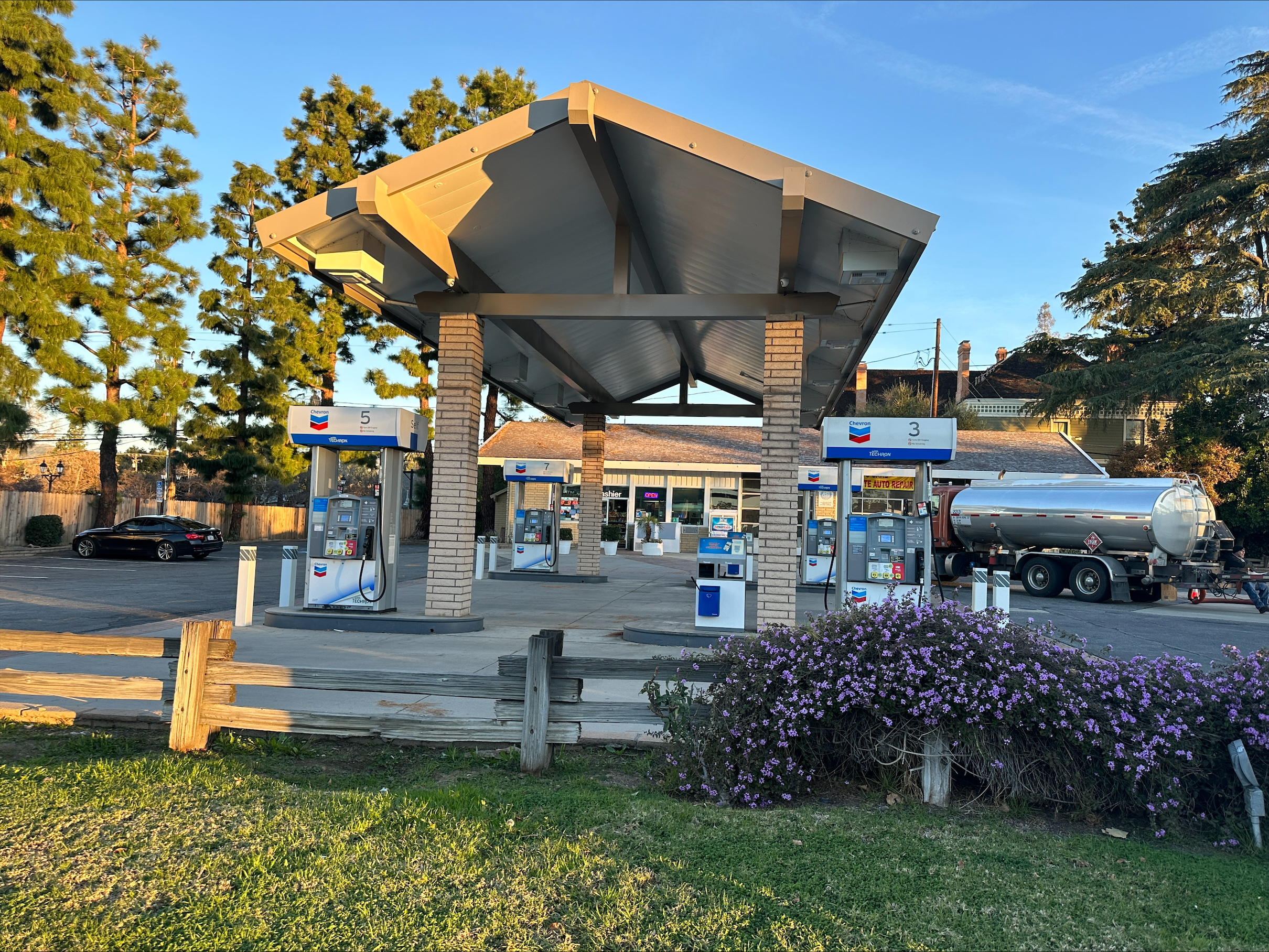 Chevron San Dimas 04