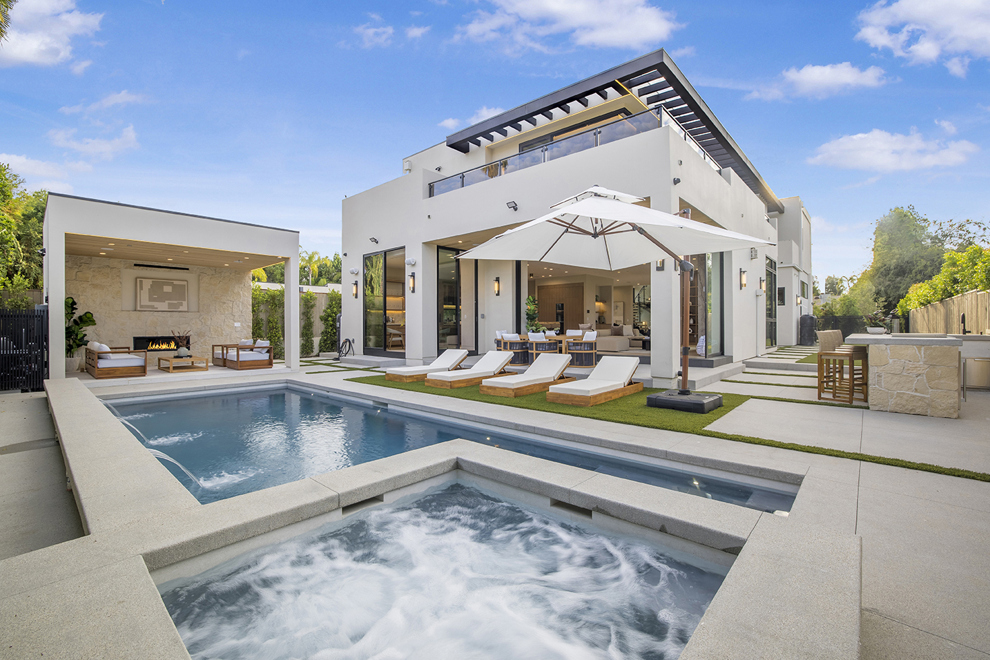 Amestoy Modern 1
